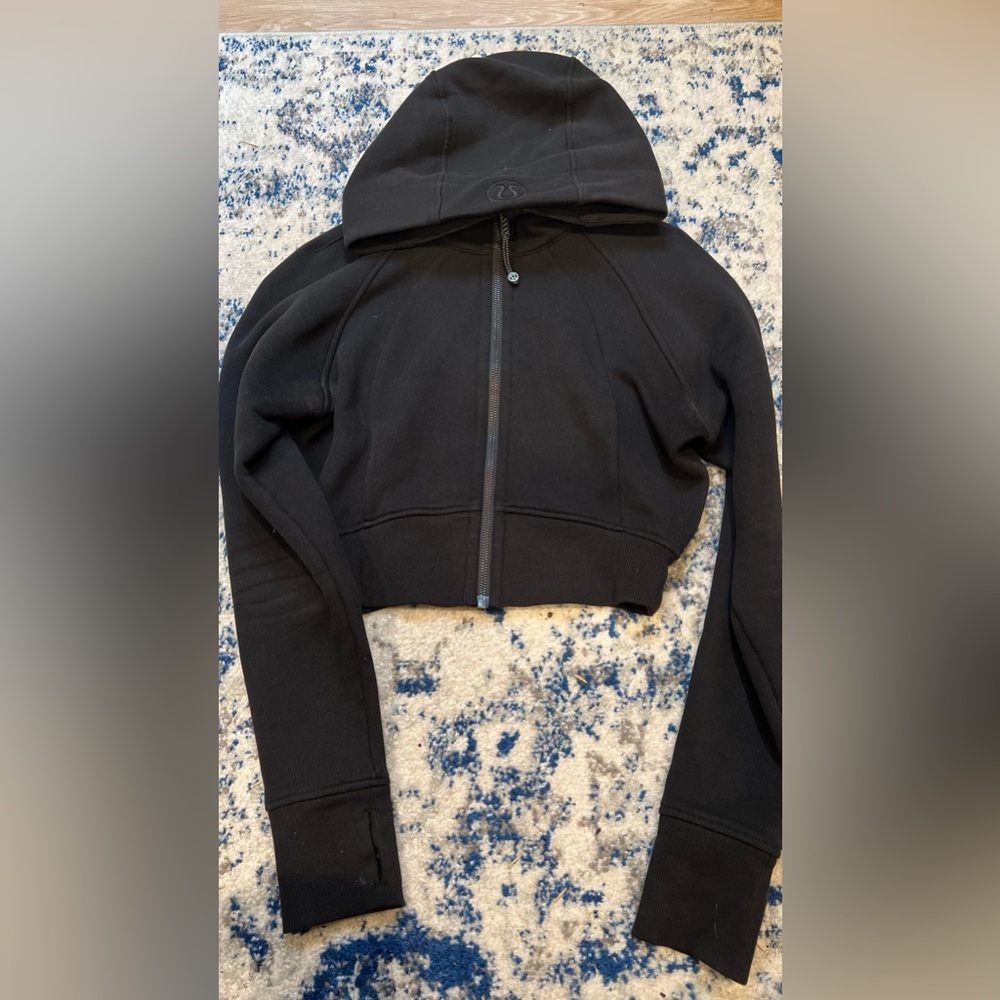 Lululemon cropped black cropped full zip scuba
